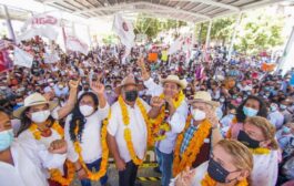 VA GUERRERO CON FÉLIX SALGADO A JUICIO POLÍTICO CONTRA 7 CONSEJEROS DEL INE QUE LE QUITARON LA CANDIDATURA.