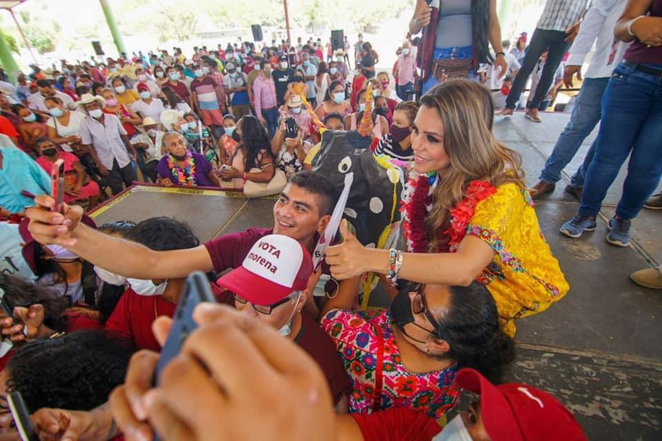 Sin Maíz No hay País: Evelyn Impulsar Inversión al campo en recorrido; Sea la Primer Mujer Gobernadora de Izquierda le prometió la Costa Chica.