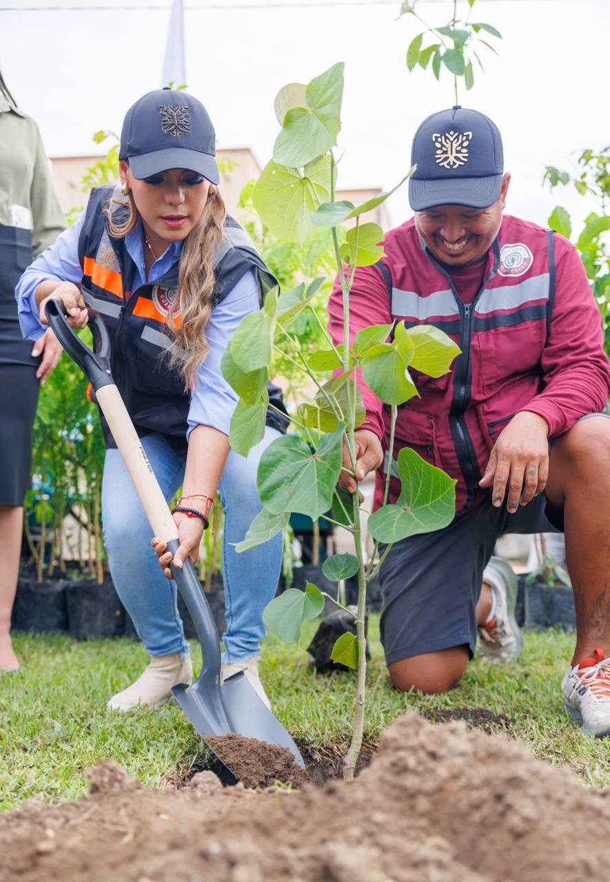 Evelyn, Gobierno Guerrero; Vida al Parque Papagayo con pobladores reforestación Urbana de Acapulco