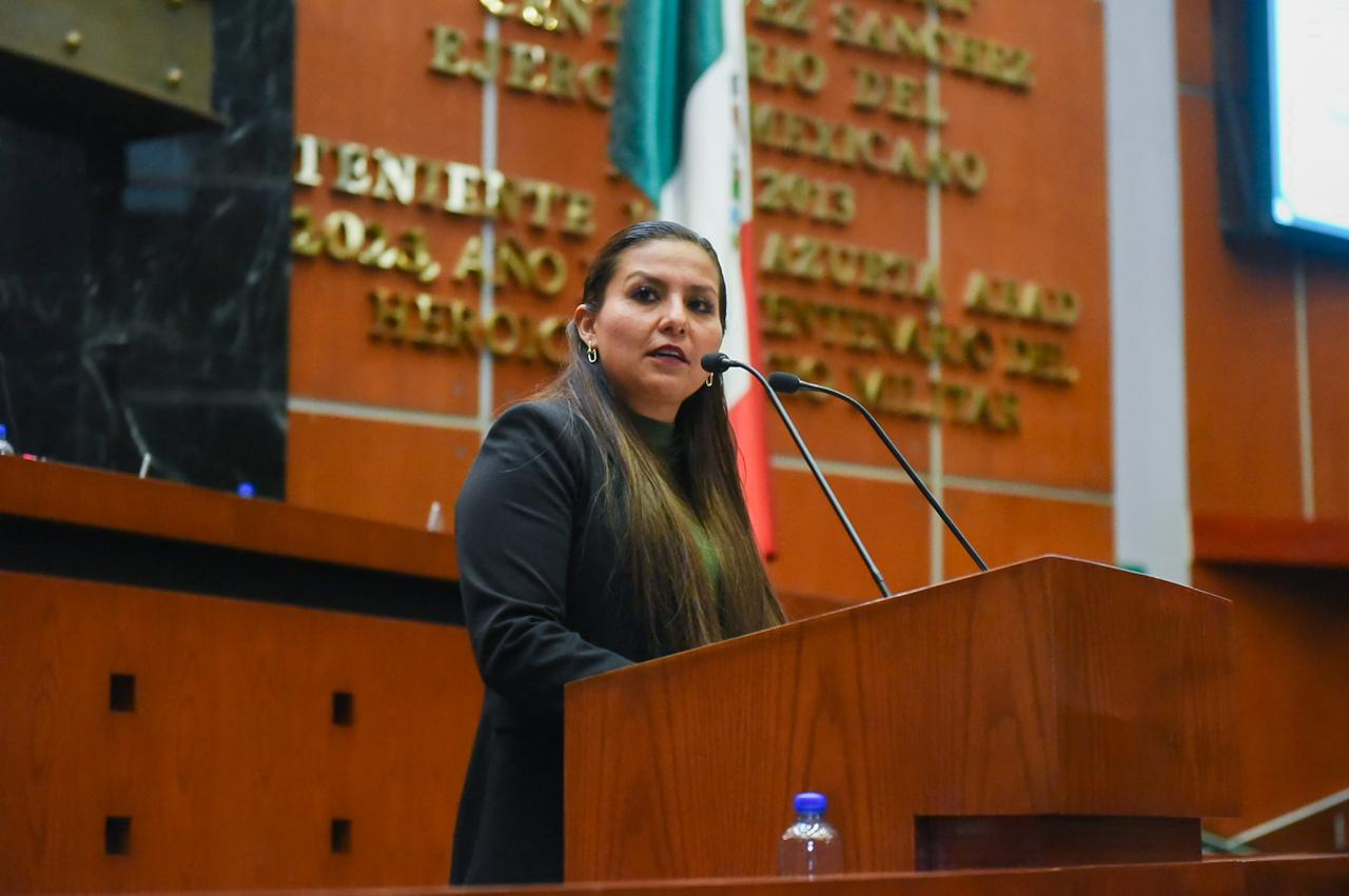 La Diputada Violeta Martínez expone disposiciones jurídicas en adopción de embriones, proteger al frutos y eliminar el vacío legal de esos seres a su llegada al mundo.