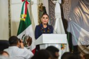 GUERRERO; “cuna de la Patria y corazón de la Soberanía”: Evelyn. Los Verdaderos Guerrerense aquí nacidos llevan en su sangre la Nobleza, Honradez Intelectual Humana destacó el Artista Tras recibir la Presea “Sentimientos de la Nación”.